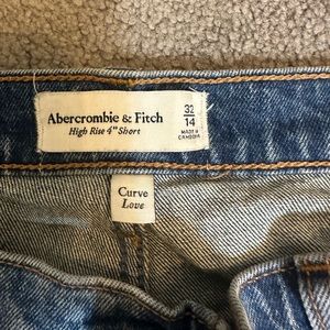 Curve Love High Rise 4” short shorts